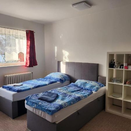 Homestay U Hanky Zdiby المظهر الخارجي الصورة